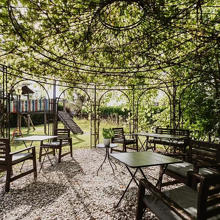 Ewitsch 13 - Hotel Garni 4* Berghausen