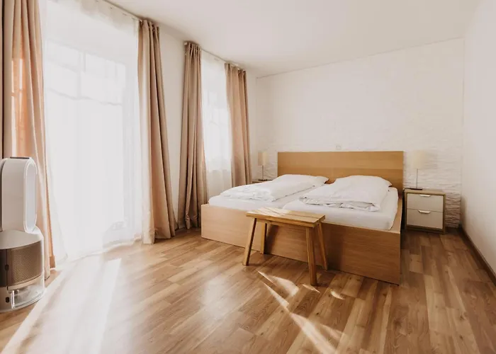 Ewitsch 13 - Garni Pensión